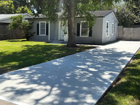 413 W Francis St, Baytown, TX 77520