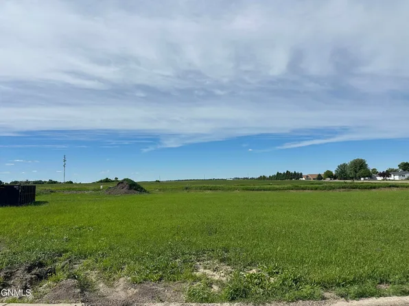 1410 10th St SW, Jamestown, ND 58401