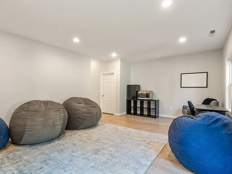 108 Westgreen Dr — Photo 35