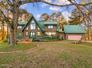 220 Midway Estates Dr, Terry, MS 39170