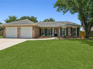 3127 Meadow Lake Dr E, Slidell, LA 70461