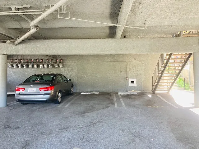 829 N Bunker Hill Ave #B — Photo 14