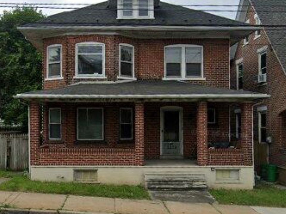 1st image of 2332-2334 S 4th St