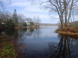 4 Beaver Point Trl, Wharton, NJ 07885