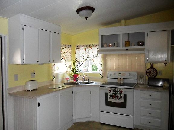 5th image of 28944 Hubbard St Lot 89