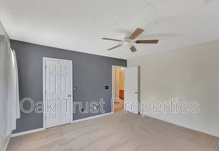 117 Broken Branch Dr — Photo 27