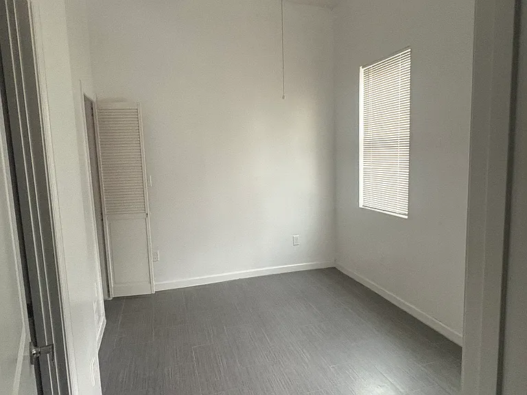 1223 W Leigh St #C — Photo 2