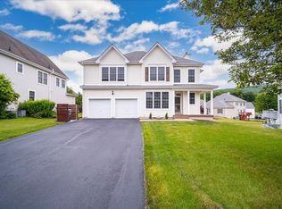 5 Tweed Ct, Highland Mills, NY 10930