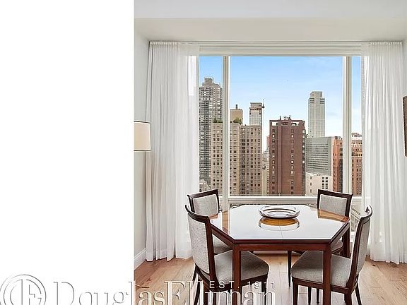 4th image of 1 Central Park N #28F