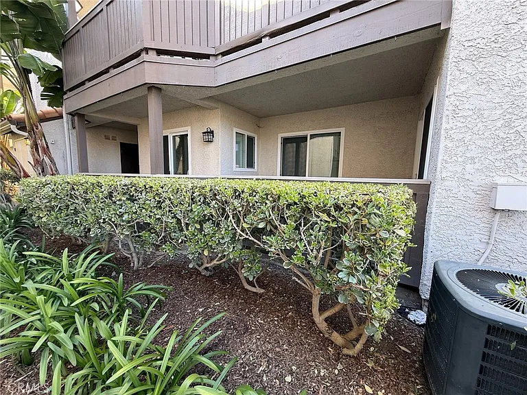 54 Corniche Dr #D — Photo 26