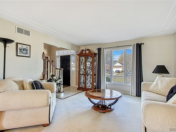 2nd image of 7069 Marigold Dr