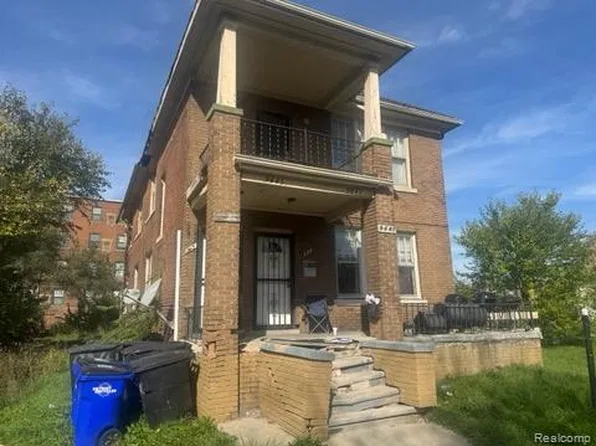 9445 Ravenswood St, Detroit, MI 48204