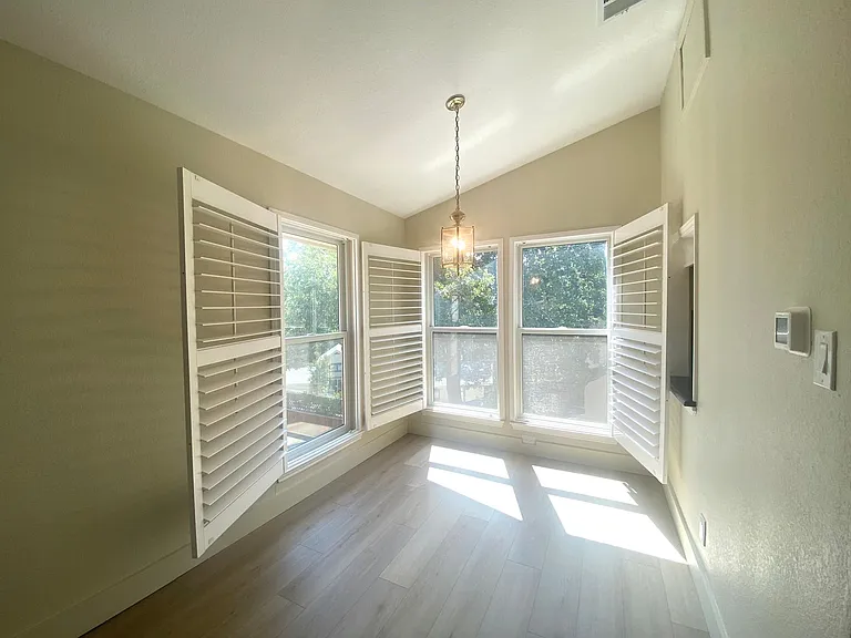 2500 Quarry Rd — Photo 17