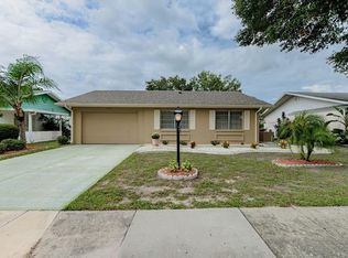 205 Rickenbacker Dr, Sun City Center, FL 33573