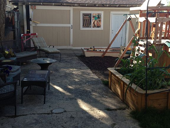 2nd image of 726 Rhode Island Ave