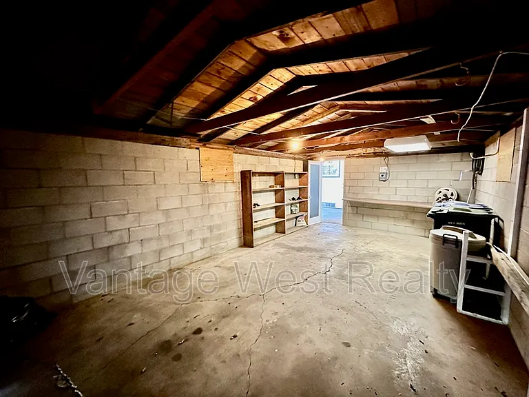 840 Bernard Ave — Photo 43