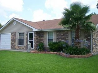 2821 Elizabeth St, Marrero, LA 70072