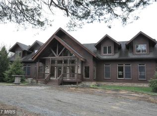 11501 Popes Head Rd, Fairfax, VA 22030