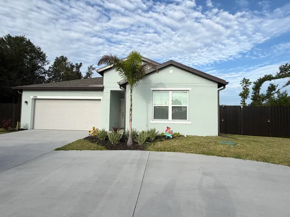 1782 SW Bayshore Blvd, Port Saint Lucie, FL 34984