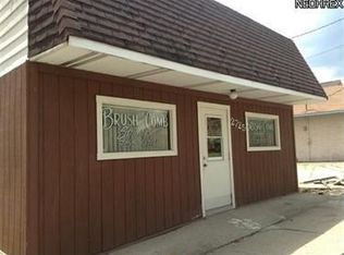 2725 E Midlothian Blvd, Struthers, OH 44471