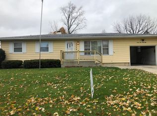 2328 University St, Crest Hill, IL 60403