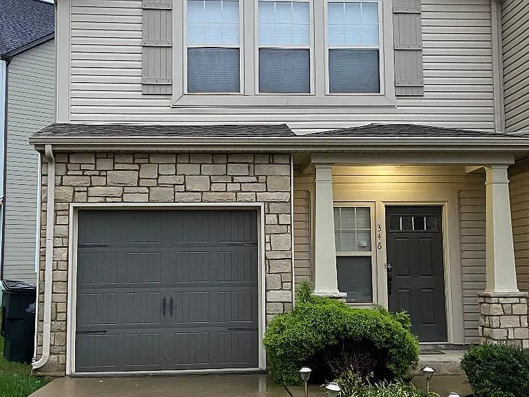 346 Stonecrest Way — Photo 2