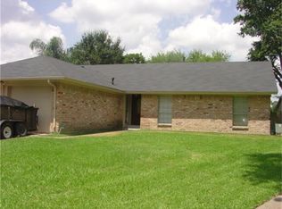 16315 Hollow Rock Dr, Houston, TX 77070