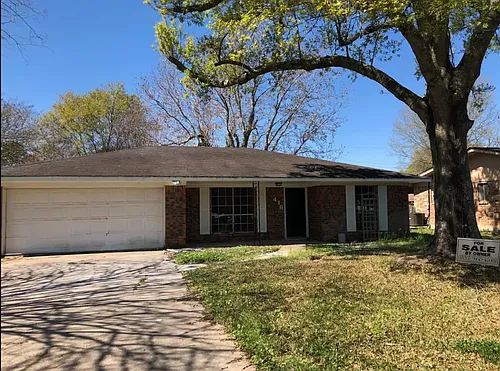 416 Nancy Dr Photo 1