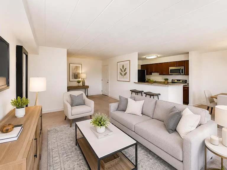 Stonegate at Devon Apartment Homes — Photo 6