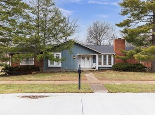 467 Maymont Dr, Ballwin, MO