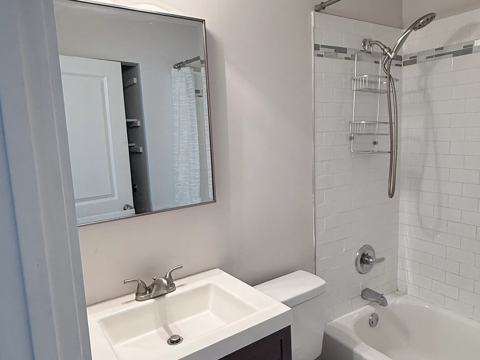 1 bed, 700 sqft, $1,195 — Photo 4