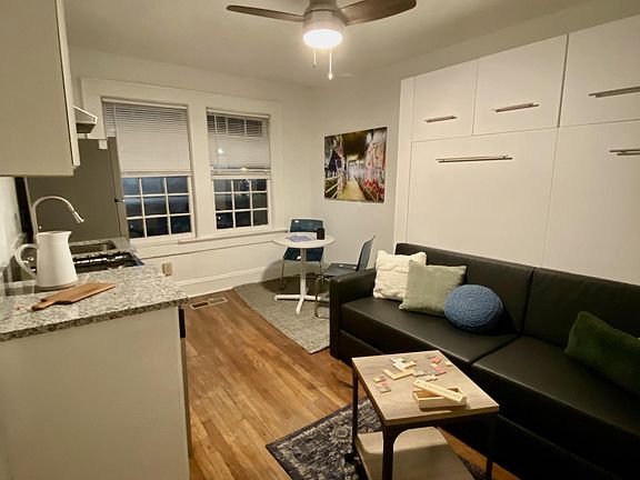 4th image of 560 Boulevard Pl NE #87ncjz5av