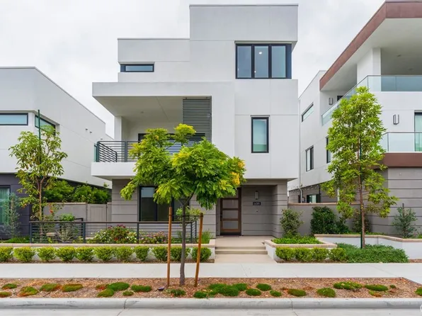 16285 Veterans Way, Tustin, CA 92782