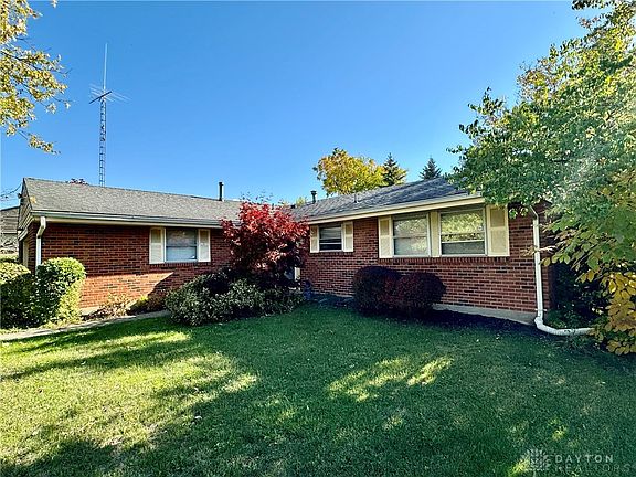 5th image of 1206 Sherwood Forest Dr