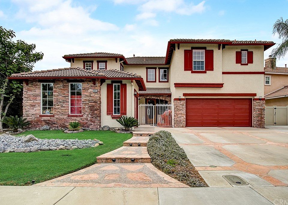 1st image of 29297 Oakmont Ct