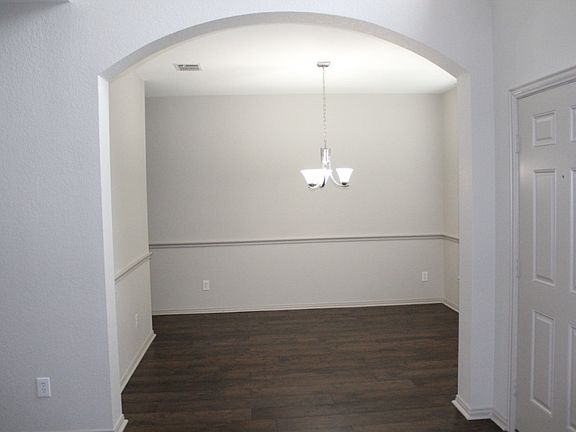 3rd image of 5320 Bellis Dr