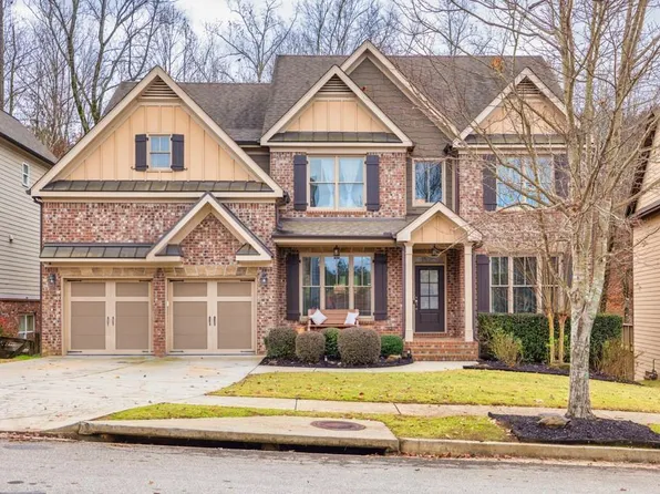 4510 Sierra Creek Dr, Hoschton, GA 30548