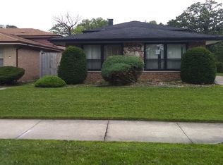 235 Riverside Dr, Dolton, IL 60419