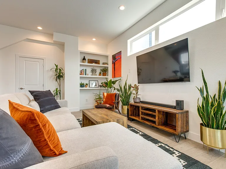 2819 W 25th Ave — Photo 10
