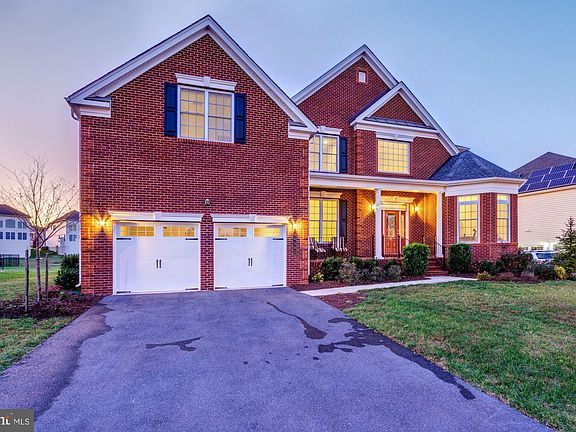 3rd image of 4505 Bridle Ridge Rd