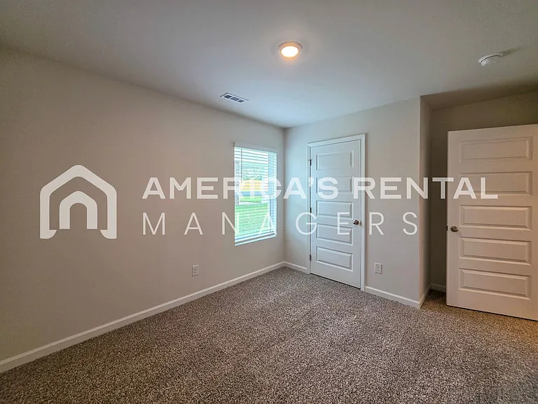 124 Jonboy Ave — Photo 35