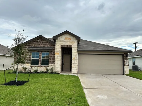 1113 Fannin St, Brenham, TX 77833