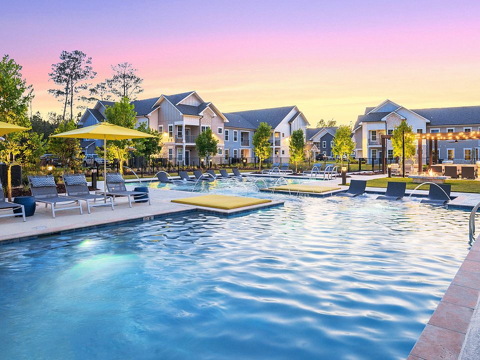 The Collins Pool