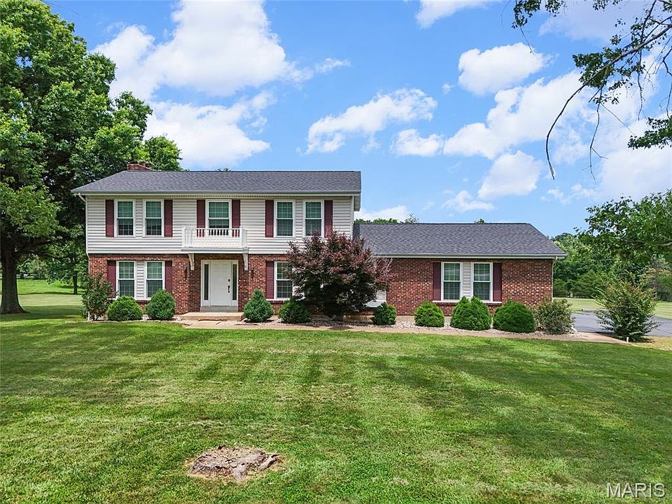 1st image of 113 Sunnybrook Dr