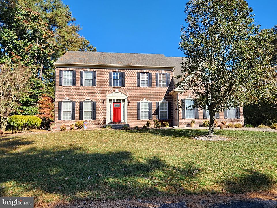 1st image of 10521 Tall Pine Dr