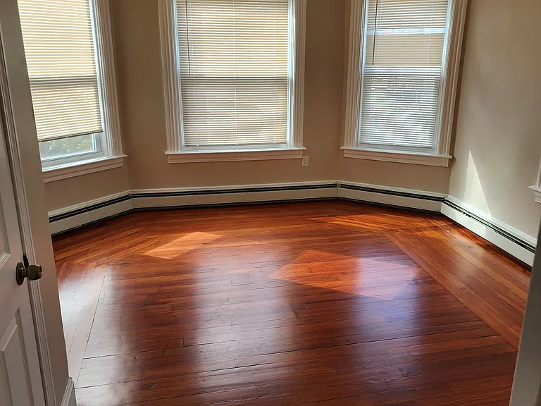 77 Daniels St #2 — Photo 10