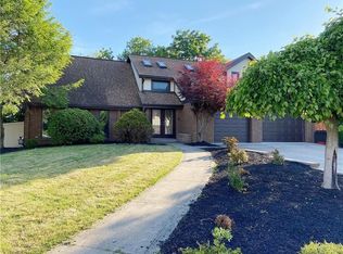 58 Rushmore Dr, Pittsburgh, PA 15235