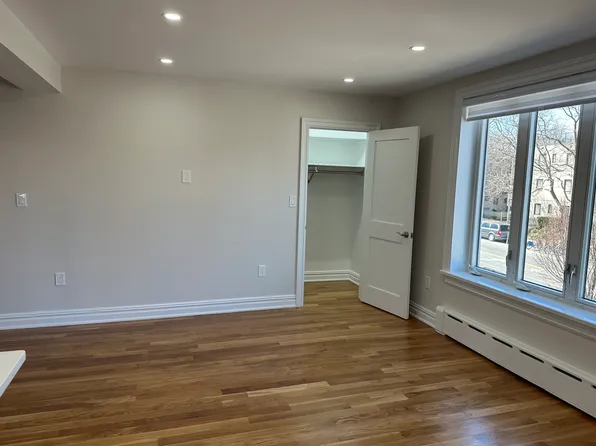 20-01 21st Street 2 image 3 of 9