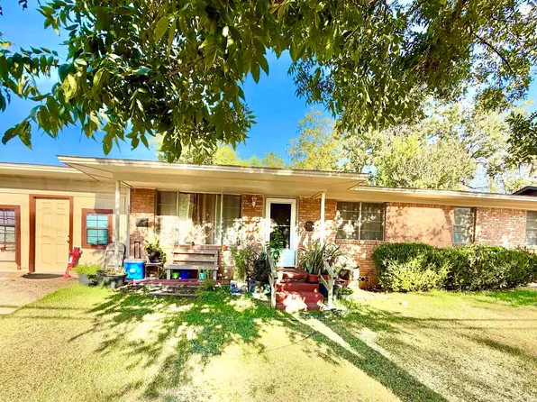 1711 Charlotte Dr, Tyler, TX 75702