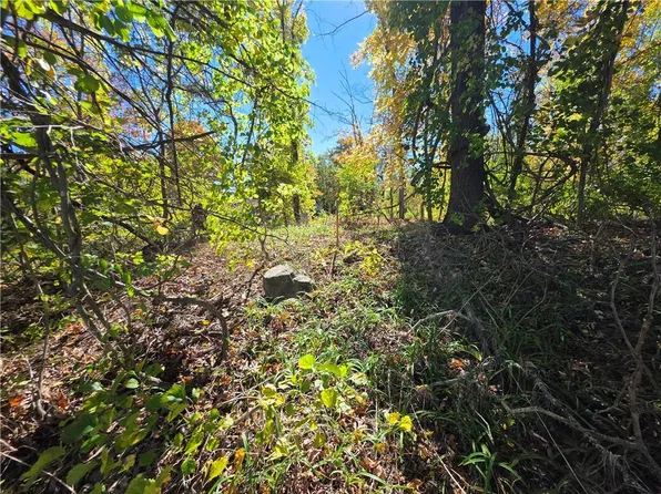 310 Mountaindale Rd, Smithfield, RI 02917
